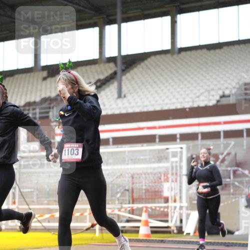 07.12.2025 - St. Pauli X-Mass-Run No. 15 Patografie http://msf.ph/oto/9377053 07.12.2025 10:06:46 Ziel 150, 217, 366, 867, 972, 975, 1007, 1103, 1505, 1735, 1736, 2129, 3189, 3330, 3333, 3970, 3971, 4735, 4738 meine-sportfotos.de