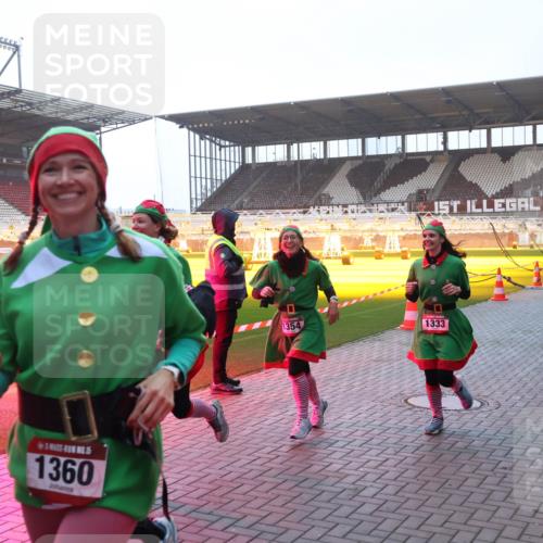 07.12.2025 - St. Pauli X-Mass-Run No. 15 Luisa Fischer http://msf.ph/oto/9377152 07.12.2025 10:00:33 Ziel 4, 5, 1360, 1354, 1333, 802, 910, 911, 934, 1112, 1333, 1354, 1360, 1404, 2140, 2141, 2186, 2729, 2964, 3336, 4129 meine-sportfotos.de