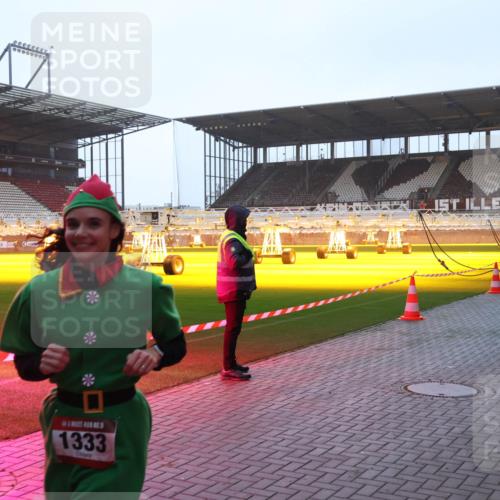 07.12.2025 - St. Pauli X-Mass-Run No. 15 Luisa Fischer http://msf.ph/oto/9377164 07.12.2025 10:00:34 Ziel 5, 1333, 802, 910, 911, 934, 1112, 1333, 1354, 1360, 1404, 2140, 2141, 2186, 2729, 2964, 3336, 4129 meine-sportfotos.de