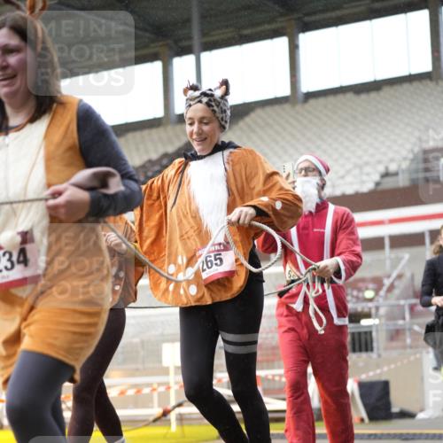 07.12.2025 - St. Pauli X-Mass-Run No. 15 Patografie http://msf.ph/oto/9377192 07.12.2025 10:07:18 Ziel 256, 265, 272, 517, 657, 685, 716, 767, 1187, 1234, 2983 meine-sportfotos.de