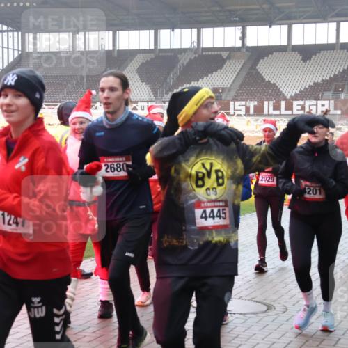 07.12.2025 - St. Pauli X-Mass-Run No. 15 Luisa Fischer http://msf.ph/oto/9377247 07.12.2025 10:25:52 Ziel 2680, 45, 124, 09, 4445, 2029, 1631, 201, 50, 129, 211, 369, 374, 387, 398, 404, 1012, 1069, 1247, 1631, 1977, 1987, 1995, 2029, 2104, 2680, 3742, 3779, 3962, 4118, 4119, 4121, 4162, 4164, 4201, 4202, 4204, 4284, 4335, 4372, 4373, 4431, 4445, 4474, 4482, 4485, 4501, 4513, 4514, 4846 meine-sportfotos.de