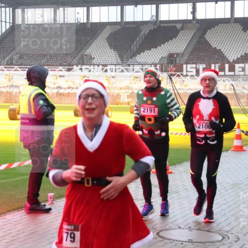 07.12.2025 - St. Pauli X-Mass-Run No. 15 Luisa Fischer http://msf.ph/oto/9377383 07.12.2025 10:26:16 Ziel 79, 2191, 2106, 10, 3918, 50, 129, 211, 369, 374, 387, 398, 404, 422, 1069, 1227, 1247, 1538, 1561, 1581, 1586, 1631, 2029, 2041, 2104, 2106, 2149, 2191, 2215, 2680, 2896, 3742, 3779, 3805, 3910, 3918, 4044, 4162, 4164, 4202, 4300, 4301, 4372, 4373, 4445, 4482, 4485, 4492, 4501, 4775, 4782 meine-sportfotos.de