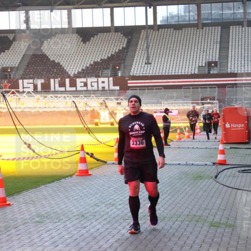 07.12.2025 - St. Pauli X-Mass-Run No. 15 Luisa Fischer http://msf.ph/oto/9377391 07.12.2025 10:01:16 Ziel 3336, 801, 855, 1050, 1418, 1887, 1892, 1976, 2348, 2378, 3084, 3336 meine-sportfotos.de