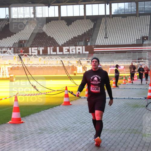 07.12.2025 - St. Pauli X-Mass-Run No. 15 Luisa Fischer http://msf.ph/oto/9377395 07.12.2025 10:01:16 Ziel 3336, 801, 855, 1050, 1418, 1887, 1892, 1976, 2348, 2378, 3084, 3336 meine-sportfotos.de