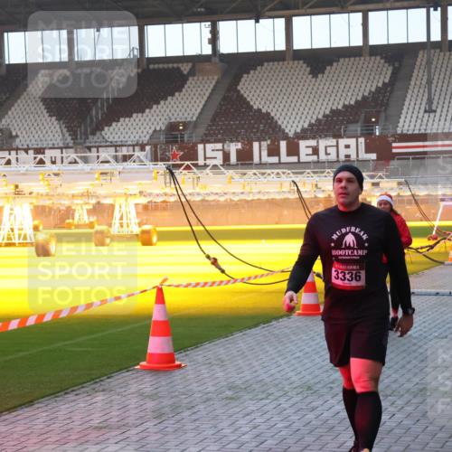 07.12.2025 - St. Pauli X-Mass-Run No. 15 Luisa Fischer http://msf.ph/oto/9377403 07.12.2025 10:01:17 Ziel 5, 3336, 801, 855, 1050, 1418, 1887, 1892, 1976, 2348, 2378, 3084 meine-sportfotos.de