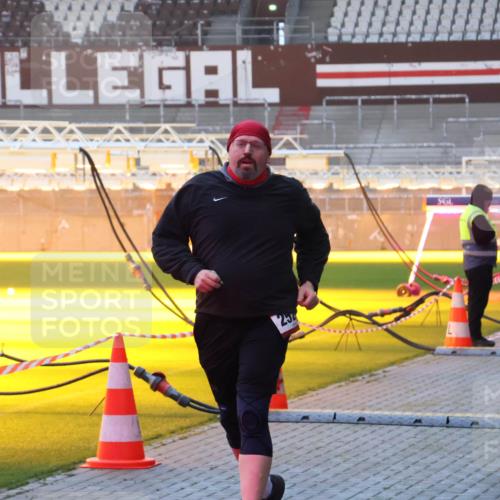 07.12.2025 - St. Pauli X-Mass-Run No. 15 Luisa Fischer http://msf.ph/oto/9377477 07.12.2025 10:01:36 Ziel 783, 118, 393, 780, 783, 801, 1050, 1124, 1294, 1760, 1887, 1892, 2378, 2528, 3084 meine-sportfotos.de