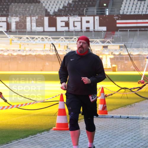 07.12.2025 - St. Pauli X-Mass-Run No. 15 Luisa Fischer http://msf.ph/oto/9377481 07.12.2025 10:01:36 Ziel 25, 118, 393, 780, 783, 801, 1050, 1124, 1294, 1760, 1887, 1892, 2378, 2528, 3084 meine-sportfotos.de