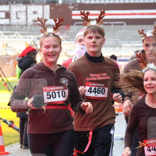 07.12.2025 - St. Pauli X-Mass-Run No. 15 Luisa Fischer http://msf.ph/oto/9377503 07.12.2025 10:27:01 Ziel 15, 87, 5010, 15, 4460, 15, 4405, 23, 28, 368, 1396, 1638, 1639, 2068, 2518, 2648, 2649, 2922, 3698, 3699, 3771, 3787, 3792, 3828, 4044, 4093, 4185, 4384, 4448, 4460, 4461, 4469, 4481, 4506, 4512, 4529, 4532, 4699, 4703, 4705, 4709, 5010 meine-sportfotos.de