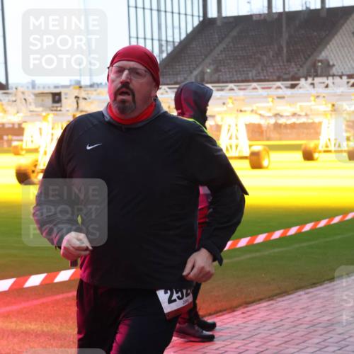 07.12.2025 - St. Pauli X-Mass-Run No. 15 Luisa Fischer http://msf.ph/oto/9377507 07.12.2025 10:01:39 Ziel 252, 118, 393, 780, 783, 801, 804, 1050, 1124, 1294, 1760, 1887, 1892, 2378, 2528, 3084, 3187, 3878 meine-sportfotos.de