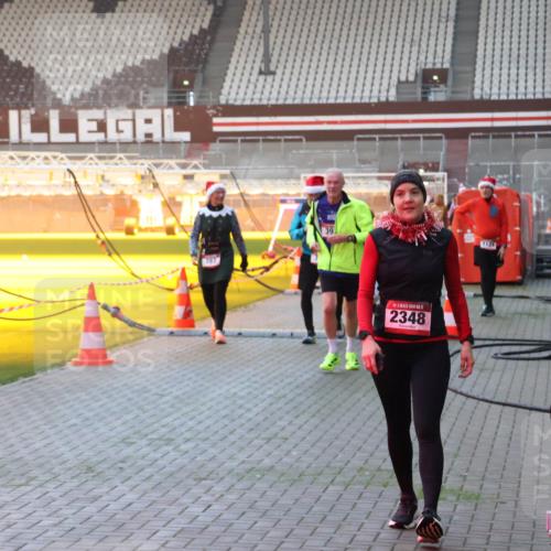 07.12.2025 - St. Pauli X-Mass-Run No. 15 Luisa Fischer http://msf.ph/oto/9377533 07.12.2025 10:01:47 Ziel 39, 5, 2348, 118, 393, 780, 783, 801, 804, 1050, 1124, 1294, 1724, 1760, 1859, 1887, 1892, 2378, 2528, 3187, 3580, 3582, 3629, 3878 meine-sportfotos.de
