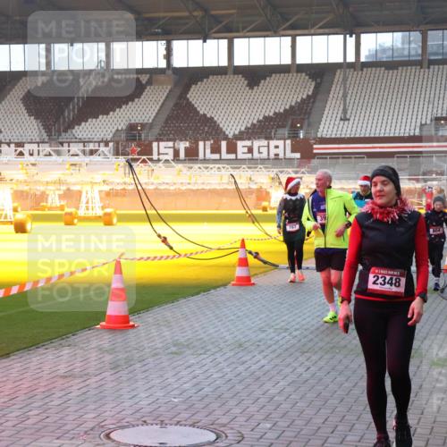 07.12.2025 - St. Pauli X-Mass-Run No. 15 Luisa Fischer http://msf.ph/oto/9377540 07.12.2025 10:01:48 Ziel 783, 39, 1, 5, 2348, 804, 118, 393, 780, 783, 801, 804, 1050, 1124, 1294, 1724, 1760, 1859, 1887, 1892, 2378, 2528, 2681, 3187, 3580, 3582, 3629, 3878 meine-sportfotos.de
