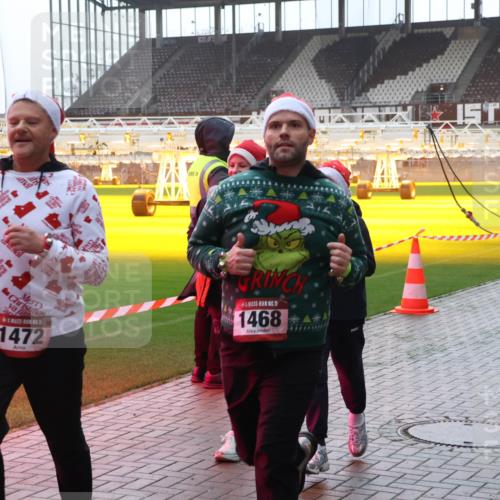 07.12.2025 - St. Pauli X-Mass-Run No. 15 Luisa Fischer http://msf.ph/oto/9377722 07.12.2025 10:27:43 Ziel 1472, 15, 1468, 159, 1312, 1317, 1468, 1472, 1618, 2677, 3154, 3156, 3571, 3706, 3707, 3714, 3715, 3720, 3722, 3723, 3793, 4225, 4334, 4353, 4384, 4391, 4409, 4410, 4435 meine-sportfotos.de