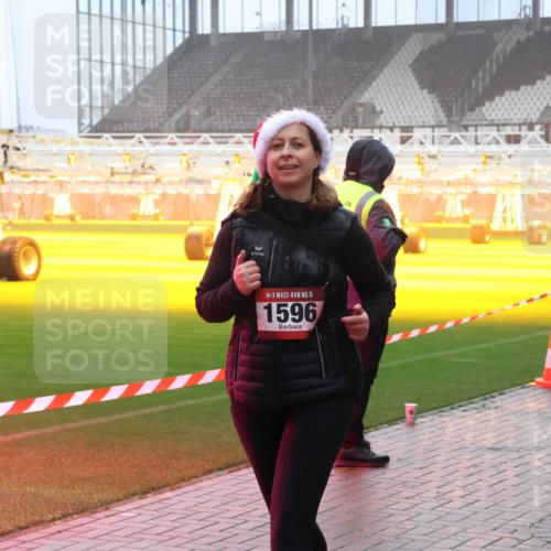 07.12.2025 - St. Pauli X-Mass-Run No. 15 Luisa Fischer http://msf.ph/oto/9377783 07.12.2025 11:08:49 Ziel 15, 1596, 1170, 100, 152, 155, 166, 396, 446, 629, 635, 653, 758, 772, 774, 784, 1078, 1107, 1123, 1129, 1170, 1184, 1226, 1230, 1249, 1342, 1355, 1412, xxxx, 1424, 1464, 1491, 1520, 1525, 1559, 1560, 1596, 1625, 1706, 1809, 1810, 2259, 2893, 4471, 4584, 4798, 4815, 4819, 4830 meine-sportfotos.de