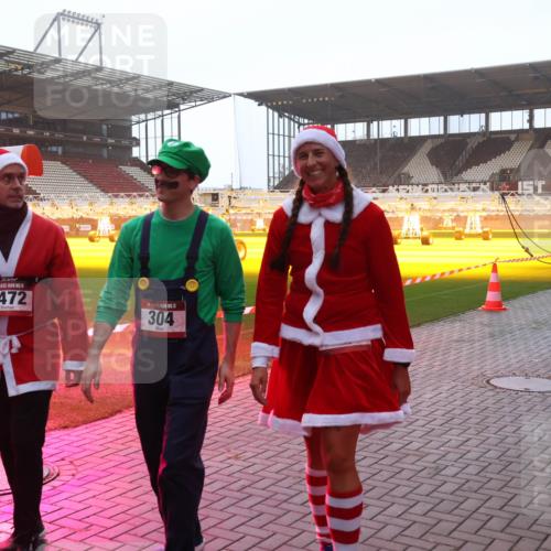 07.12.2025 - St. Pauli X-Mass-Run No. 15 Luisa Fischer http://msf.ph/oto/9377798 07.12.2025 10:03:01 Ziel 5, 2472, 304, 63, 304, 885, 918, 1105, 1314, 1828, 1829, 1934, 2510, 2514, 2604, 2780, 2781, 2908, 2923, 3284, 3518, 3892, 3944 meine-sportfotos.de