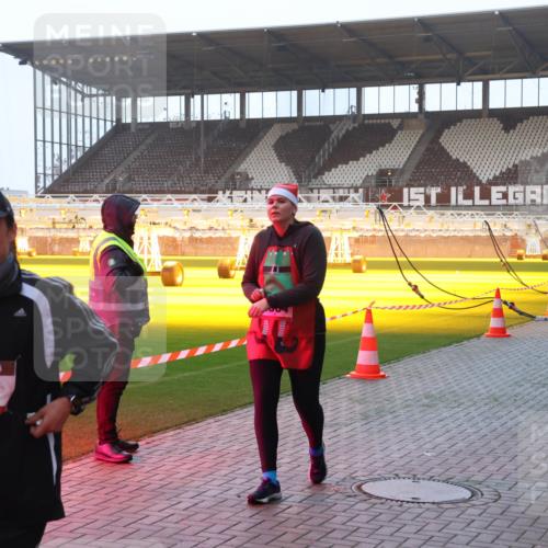 07.12.2025 - St. Pauli X-Mass-Run No. 15 Luisa Fischer http://msf.ph/oto/9378036 07.12.2025 10:03:38 Ziel 15, 885, 3580, 3629, 177, 358, 442, 443, 460, 885, 918, 936, 943, 956, 963, 965, 984, 1118, 1314, 1484, 1486, 1594, 2505, 2682, 2780, 2781, 2973, 2975, 3284, 3417, 3518, 3892, 4193, 4239 meine-sportfotos.de