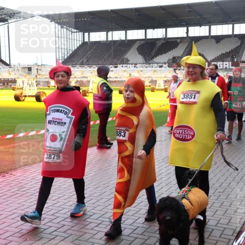 07.12.2025 - St. Pauli X-Mass-Run No. 15 Luisa Fischer http://msf.ph/oto/9378057 07.12.2025 10:28:47 Ziel 15, 3881, 883, 3879, 1618, 701, 70, 4691, 4410, 4409, 412, 1507, 1717, 1742, 1745, 2526, 2723, 2912, 2913, 3209, 3218, 3377, 3395, 3412, 3413, 3454, 3472, 3727, 3729, 3730, 3879, 3881, 3883, 4037, 4064, 4065, 4132, 4133, 4159, 4160, 4189, 4245, 4250, 4344, 4350, 4355, 4376, 4380, 4388, 4453, 4454, 4527, 4538, 4697, 4698, 4700, 4701, 4702, 4704, 4706, 4707, 4708, 4710, 4875 meine-sportfotos.de