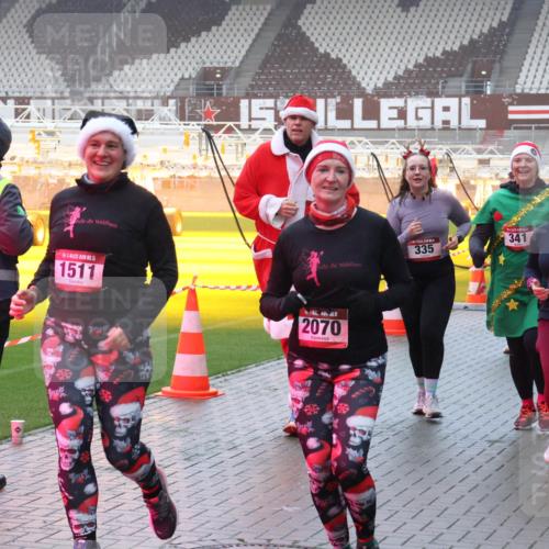 07.12.2025 - St. Pauli X-Mass-Run No. 15 Luisa Fischer http://msf.ph/oto/9378140 07.12.2025 11:09:26 Ziel 15, 1511, 335, 341, 2070, 5, 1502, 44, 51, 335, 338, 341, 495, 496, 558, 619, 1110, 1136, 1138, 1140, 1205, 1211, 1260, 1412, xxxx, 1464, 1502, 1511, 1574, 2070, 2879, 2893, 2898, 4471, 4584, 4819, 4830 meine-sportfotos.de