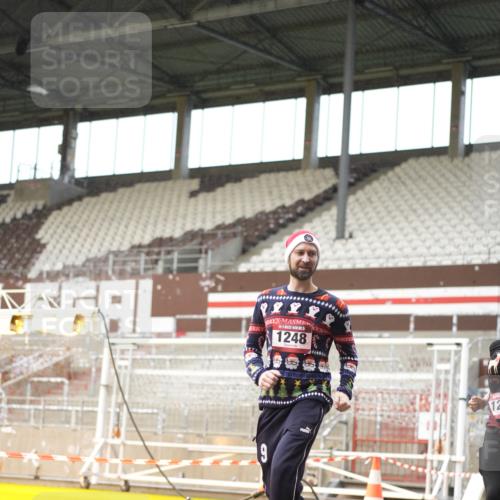 07.12.2025 - St. Pauli X-Mass-Run No. 15 Patografie http://msf.ph/oto/9378170 07.12.2025 10:09:21 Ziel 800, 881, 896, 899, 960, 1243, 1248, 1718, 3493, 3756 meine-sportfotos.de