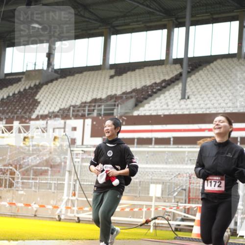 07.12.2025 - St. Pauli X-Mass-Run No. 15 Patografie http://msf.ph/oto/9378229 07.12.2025 10:09:34 Ziel 800, 1172, 1191, 1243, 1248, 1718 meine-sportfotos.de