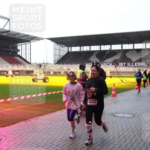 07.12.2025 - St. Pauli X-Mass-Run No. 15 Luisa Fischer http://msf.ph/oto/9378244 07.12.2025 10:29:21 Ziel 4543, 4414, 4265, 161, 165, 412, 1095, 1308, 1330, 1566, 2046, 2051, 2397, 2874, 2912, 2913, 3209, 3218, 3299, 3377, 3669, 3938, 3942, 4037, 4073, 4250, 4265, 4291, 4414, 4446, 4449, 4450, 4543, 4544 meine-sportfotos.de