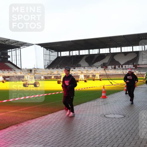 07.12.2025 - St. Pauli X-Mass-Run No. 15 Luisa Fischer http://msf.ph/oto/9378352 07.12.2025 10:29:41 Ziel 3938, 3942, 161, 165, 450, 458, 1039, 1095, 1308, 1330, 1373, 1548, 1550, 1566, 1677, 1842, 2001, 2046, 2051, 2397, 2874, 3080, 3115, 3299, 3470, 3669, 3938, 3942, 4007, 4009, 4073, 4126, 4264, 4265, 4266, 4291, 4293, 4296, 4414, 4440, 4446, 4449, 4450, 4531, 4543, 4544, 4695 meine-sportfotos.de