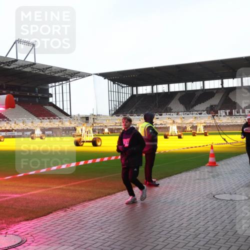 07.12.2025 - St. Pauli X-Mass-Run No. 15 Luisa Fischer http://msf.ph/oto/9378354 07.12.2025 10:29:41 Ziel 393, 3942, 161, 165, 450, 458, 1039, 1095, 1308, 1330, 1373, 1548, 1550, 1566, 1677, 1842, 2001, 2046, 2051, 2397, 2874, 3080, 3115, 3299, 3470, 3669, 3938, 3942, 4007, 4009, 4073, 4126, 4264, 4265, 4266, 4291, 4293, 4296, 4414, 4440, 4446, 4449, 4450, 4531, 4543, 4544, 4695 meine-sportfotos.de