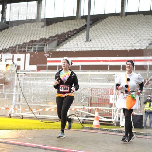 07.12.2025 - St. Pauli X-Mass-Run No. 15 Patografie http://msf.ph/oto/9378509 07.12.2025 10:10:38 Ziel 550, 964, 1571, 1768, 4885 meine-sportfotos.de