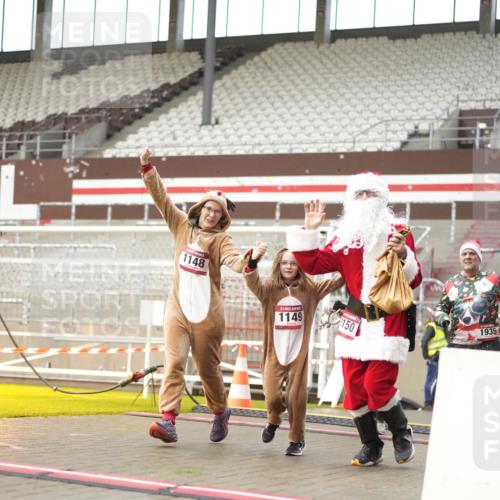 07.12.2025 - St. Pauli X-Mass-Run No. 15 Patografie http://msf.ph/oto/9378617 07.12.2025 10:10:53 Ziel 57, 979, 983, 1148, 1149, 1150, 1426, 1768, 1929, 1935, 2530, 4885 meine-sportfotos.de