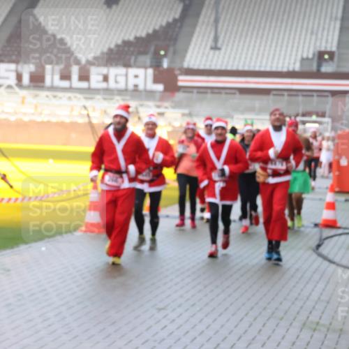 07.12.2025 - St. Pauli X-Mass-Run No. 15 Luisa Fischer http://msf.ph/oto/9378641 07.12.2025 11:10:00 Ziel 2016, 44, 51, 59, 66, 266, 330, 558, 696, 720, 737, 814, 863, 971, 1084, 1110, 1157, 1163, 1260, 1463, 1477, 1574, 1579, 1582, 1641, 1851, 1870, 1945, 1974, 2042, 3151, 4190, 4191 meine-sportfotos.de