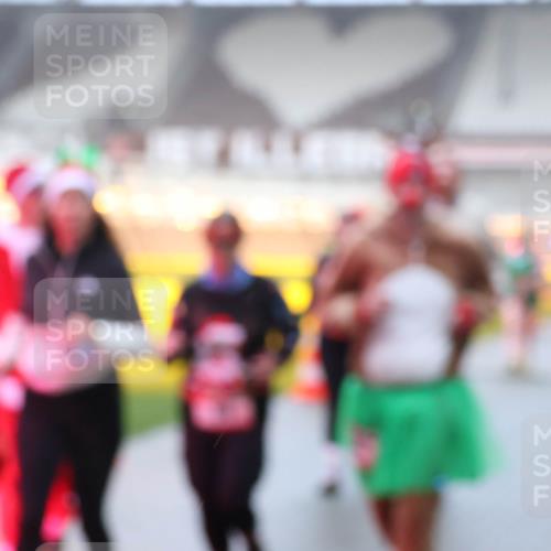07.12.2025 - St. Pauli X-Mass-Run No. 15 Luisa Fischer http://msf.ph/oto/9378659 07.12.2025 11:10:07 Ziel 44, 51, 59, 66, 266, 330, 558, 696, 720, 737, 753, 755, 814, 863, 971, 1084, 1110, 1157, 1163, 1260, 1463, 1477, 1579, 1582, 1641, 1851, 1870, 1945, 1974, 2042, 3151, 4190, 4191 meine-sportfotos.de