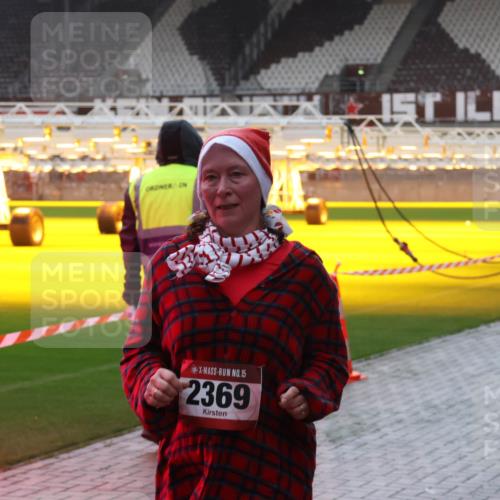 07.12.2025 - St. Pauli X-Mass-Run No. 15 Luisa Fischer http://msf.ph/oto/9378693 07.12.2025 10:30:37 Ziel 15, 2369, 4534, 10, 423, 426, 1090, 1091, 1669, 1696, 2369, 2910, 3494, 3497, 3516, 3517, 4533, 4534, 4546 meine-sportfotos.de