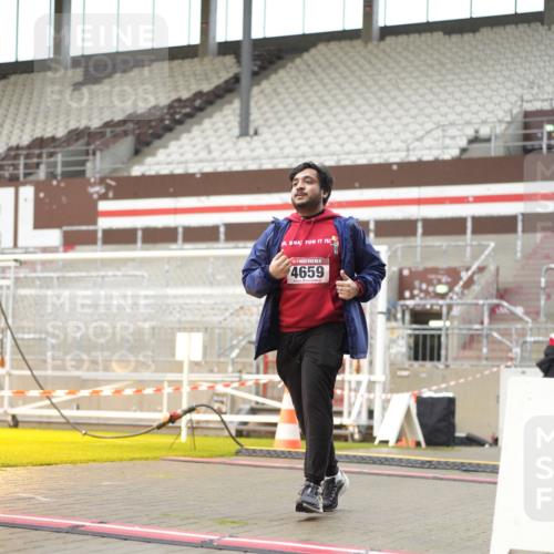 07.12.2025 - St. Pauli X-Mass-Run No. 15 Patografie http://msf.ph/oto/9378779 07.12.2025 10:11:18 Ziel 1969, 3354, 3815, 4499, 4525, 4659, 4661, 4662 meine-sportfotos.de