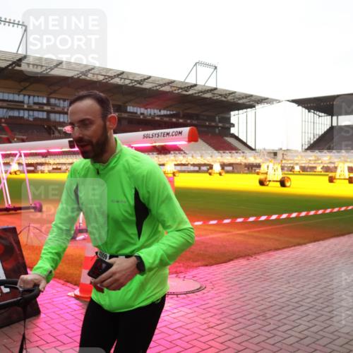 07.12.2025 - St. Pauli X-Mass-Run No. 15 Luisa Fischer http://msf.ph/oto/9378917 07.12.2025 10:31:25 Ziel 4009, 594, 601, 608, 1015, 1075, 1545, 1698, 1700, 2073, 2172, 2537, 2914, 3889, 3936, 3940, 3982, 3986, 4464, 4845, 4847 meine-sportfotos.de