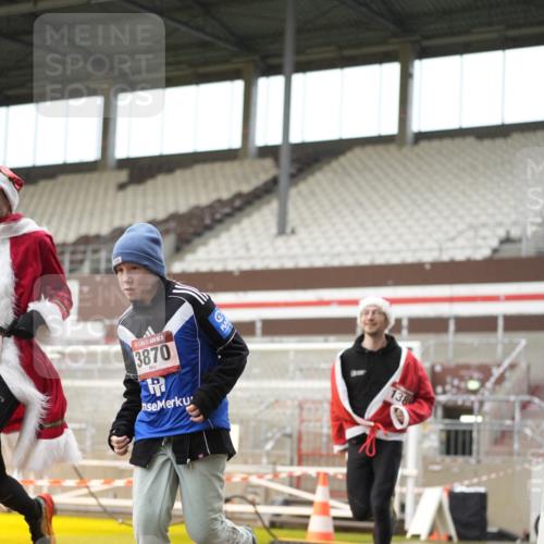 07.12.2025 - St. Pauli X-Mass-Run No. 15 Patografie http://msf.ph/oto/9378992 07.12.2025 10:11:57 Ziel 756, 1389, 1687, 1688, 1833, 2177, 2906, 3761, 3767, 3870, 3932, 3935, 4658 meine-sportfotos.de