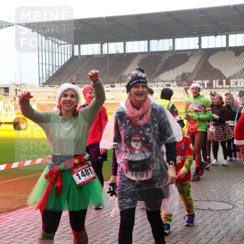 07.12.2025 - St. Pauli X-Mass-Run No. 15 Luisa Fischer http://msf.ph/oto/9379054 07.12.2025 10:05:57 Ziel 1481, 1661, 1291, 197, 210, 1374, 2, 3, 54, 114, 123, 202, 210, 292, 363, 385, 512, 543, 668, 699, 945, 950, 1121, 1215, 1222, 1316, 1374, 1481, 1661, 1761, 1789, 1791, 2856, 2866, 3186, 3231, 3307, 3311, 3386, 4036, 4194, 4195, 4552, 4555, 4556, 4558, 4559, 4560 meine-sportfotos.de