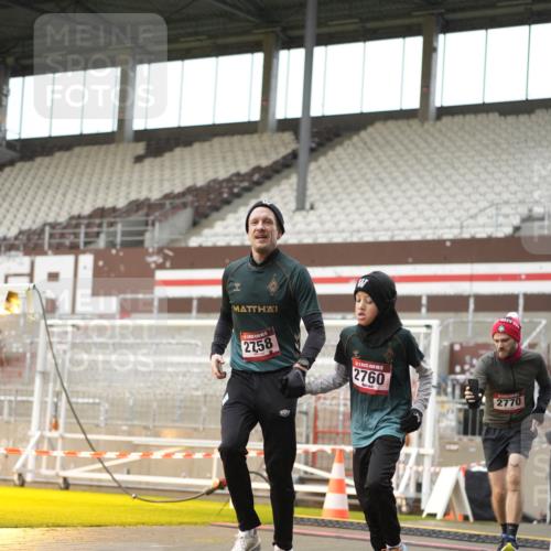 07.12.2025 - St. Pauli X-Mass-Run No. 15 Patografie http://msf.ph/oto/9379138 07.12.2025 10:12:25 Ziel 1070, 1072, 1074, 1077, 2758, 2760, 2770, 3585 meine-sportfotos.de