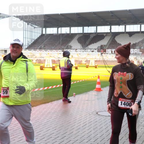 07.12.2025 - St. Pauli X-Mass-Run No. 15 Luisa Fischer http://msf.ph/oto/9379398 07.12.2025 11:11:18 Ziel 159, 1, 15, 1400, 29, 30, 31, 48, 49, 122, 134, 660, 667, 669, 697, 698, 745, 1064, 1066, 1380, 1398, 1400, 1402, 1518, 1519, 1584, 1626, 1692, 1694, 1739, 1740, 2258, 2616, 2742, 3124, 3136, 4574 meine-sportfotos.de