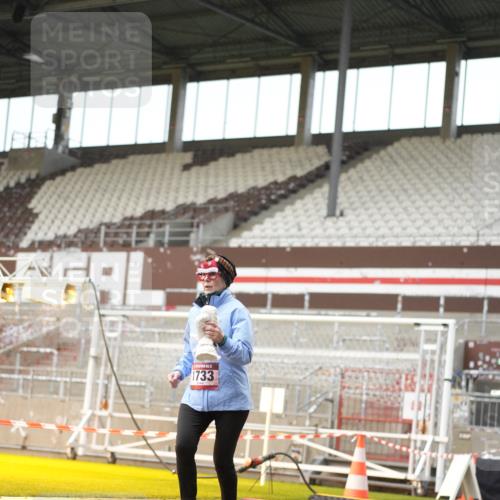 07.12.2025 - St. Pauli X-Mass-Run No. 15 Patografie http://msf.ph/oto/9379417 07.12.2025 10:13:02 Ziel 80, 1126, 1397, 1733, 2687, 2711, 2712, 3588, 3589, 4487, 4664 meine-sportfotos.de