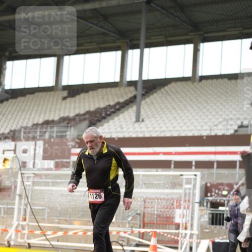 07.12.2025 - St. Pauli X-Mass-Run No. 15 Patografie http://msf.ph/oto/9379455 07.12.2025 10:13:05 Ziel 80, 1044, 1126, 1397, 1733, 2711, 2712, 3588, 3589, 4081, 4082, 4083, 4487, 4664 meine-sportfotos.de