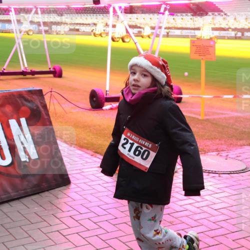 07.12.2025 - St. Pauli X-Mass-Run No. 15 Luisa Fischer http://msf.ph/oto/9379473 07.12.2025 11:11:22 Ziel 15, 2160, 29, 30, 31, 48, 49, 122, 134, 660, 667, 669, 697, 698, 745, 777, 787, 788, 817, 832, 841, 909, 1064, 1066, 1380, 1400, 1402, 1518, 1519, 1557, 1565, 1568, 1584, 1619, 1626, 1692, 1707, 2258, 2616, 2742, 3124, 3136, 4574, 4801, 4813 meine-sportfotos.de