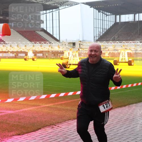 07.12.2025 - St. Pauli X-Mass-Run No. 15 Luisa Fischer http://msf.ph/oto/9379591 07.12.2025 10:07:00 Ziel 127, 34, 127, 148, 150, 187, 217, 562, 867, 893, 967, 969, 1007, 1103, 1119, 1369, 1479, 1480, 1505, 1832, 1937, 1946, 2129, 2894, 2968, 3189, 3196, 3213, 3232, 3330, 3333, 3534, 3535, 3536, 3537, 3970, 3971, 4246, 4459, 4657, 4665, 4670, 4672, 4676, 4677, 4735, 4736, 4738, 4739 meine-sportfotos.de