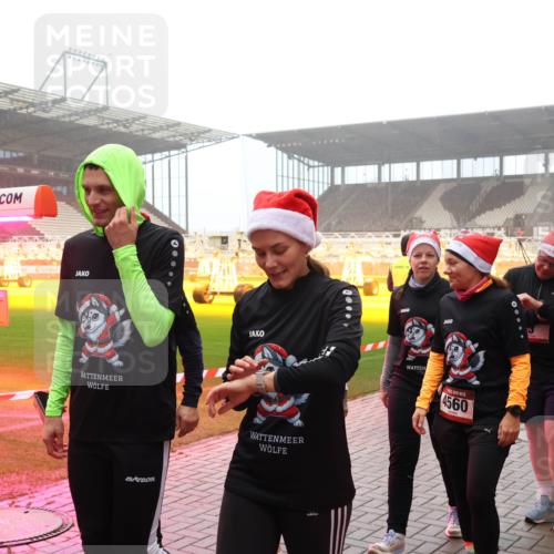 07.12.2025 - St. Pauli X-Mass-Run No. 15 Luisa Fischer http://msf.ph/oto/9379679 07.12.2025 10:07:25 Ziel 5, 4560, 5, 150, 217, 366, 421, 562, 792, 867, 972, 975, 1007, 1103, 1505, 1572, 1735, 1736, 2129, 2983, 3189, 3330, 3333, 3414, 3945, 3970, 3971, 4354, 4459, 4735, 4738 meine-sportfotos.de