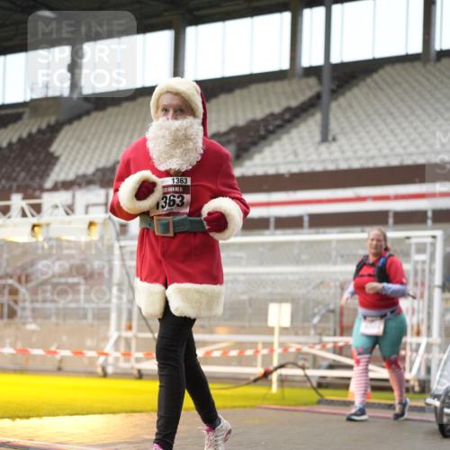 07.12.2025 - St. Pauli X-Mass-Run No. 15 Patografie http://msf.ph/oto/9379801 07.12.2025 10:14:50 Ziel 762, 1363, 1867, 1869, 1873, 2891, 3481, 4001, 4004 meine-sportfotos.de
