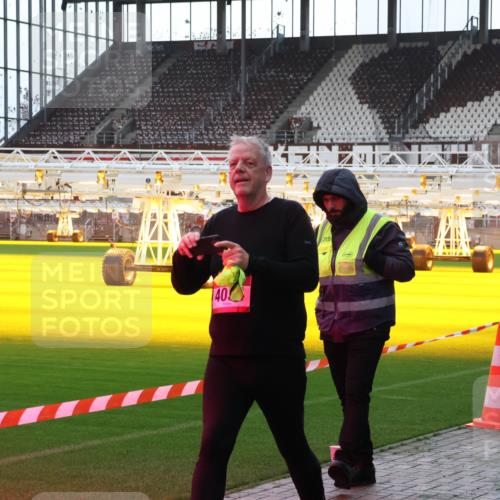 07.12.2025 - St. Pauli X-Mass-Run No. 15 Luisa Fischer http://msf.ph/oto/9379822 07.12.2025 10:36:37 Ziel 140, 350, 2489, 2948, 3089, 3476, 4034, 4200, 4599 meine-sportfotos.de