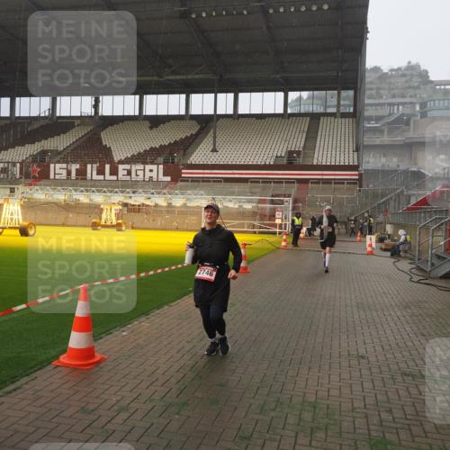 07.12.2025 - St. Pauli X-Mass-Run No. 15 Fabian Wolf http://msf.ph/oto/9379835 07.12.2025 10:08:24 Ziel 2650, 2746 meine-sportfotos.de