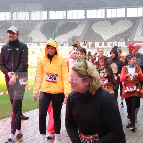07.12.2025 - St. Pauli X-Mass-Run No. 15 Luisa Fischer http://msf.ph/oto/9379857 07.12.2025 10:08:01 Ziel 95, 1480, 1, 15, 1369, 21, 975, 256, 265, 272, 517, 657, 685, 716, 767, 1187, 1234, 1447, 1449, 1543, 1905, 2983, 3003, 3414 meine-sportfotos.de