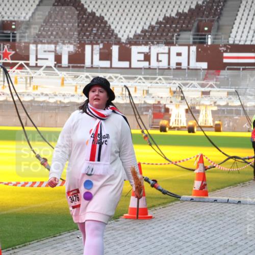 07.12.2025 - St. Pauli X-Mass-Run No. 15 Luisa Fischer http://msf.ph/oto/9379866 07.12.2025 10:36:49 Ziel 3476, 308, 5, 4599, 350, 511, 717, 833, 2948, 3089, 3382, 3476, 4200, 4591, 4597, 4599 meine-sportfotos.de