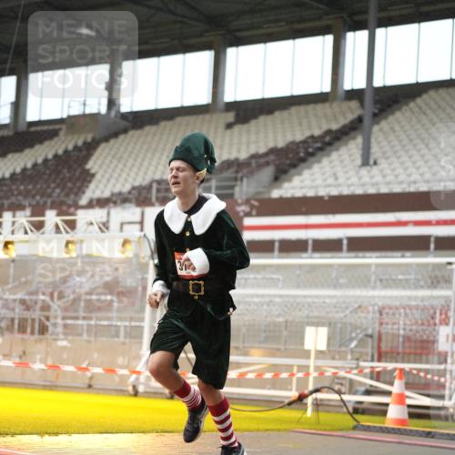 07.12.2025 - St. Pauli X-Mass-Run No. 15 Patografie http://msf.ph/oto/9379867 07.12.2025 10:14:57 Ziel 308, 762, 1363, 1867, 1869, 1873, 2883, 2891, 3741, 4001, 4004 meine-sportfotos.de