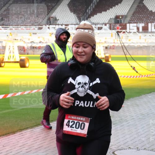 07.12.2025 - St. Pauli X-Mass-Run No. 15 Luisa Fischer http://msf.ph/oto/9379975 07.12.2025 10:37:07 Ziel 15, 4200, 37, 511, 521, 665, 717, 833, 2615, 2948, 3056, 3089, 3263, 3382, 4200, 4591, 4597, 4599, 4690, 4691, 4693 meine-sportfotos.de