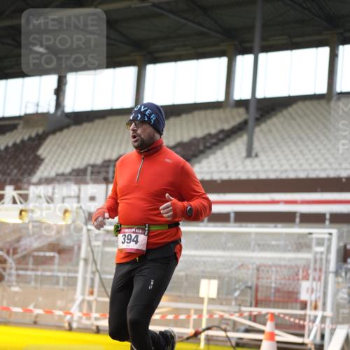 07.12.2025 - St. Pauli X-Mass-Run No. 15 Patografie http://msf.ph/oto/9380126 07.12.2025 10:16:08 Ziel 394, 1328, 2743 meine-sportfotos.de